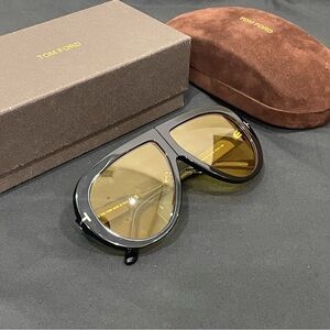 Tom Ford Women’s Sunglasses 😎